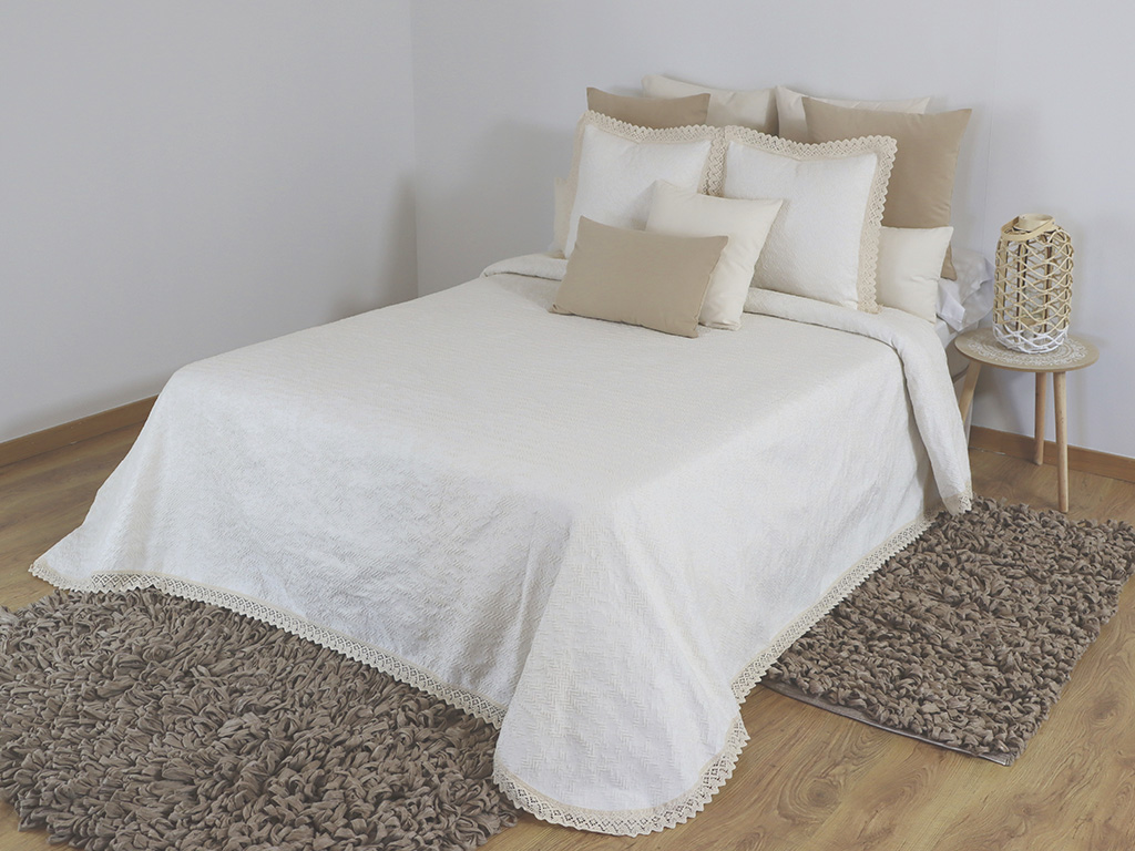 Colcha Leo Crudo Puntilla 150cm