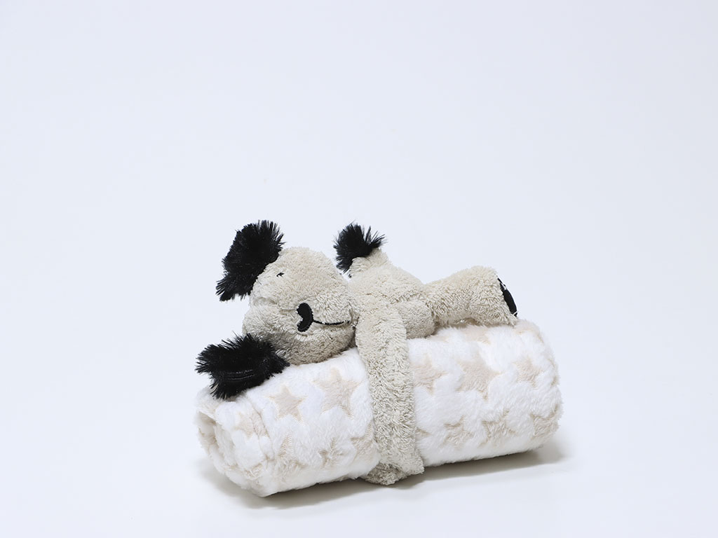Mantita con peluche perro