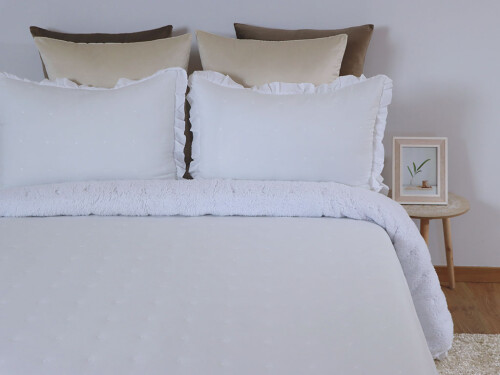 edredon-venecia-blanco-135cm-230x270-2f-borreguillo-volante_1.jpg
