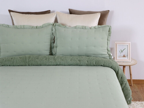 edredon-venecia-verde-135cm-230x270-2f-borreguillo-volante_1.jpg