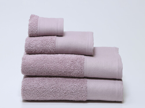 Toalla Basic Cenefa Lisa (3 colores)