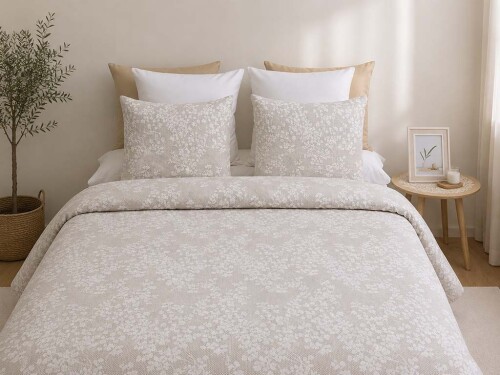 colcha-flori-beige_1.jpg
